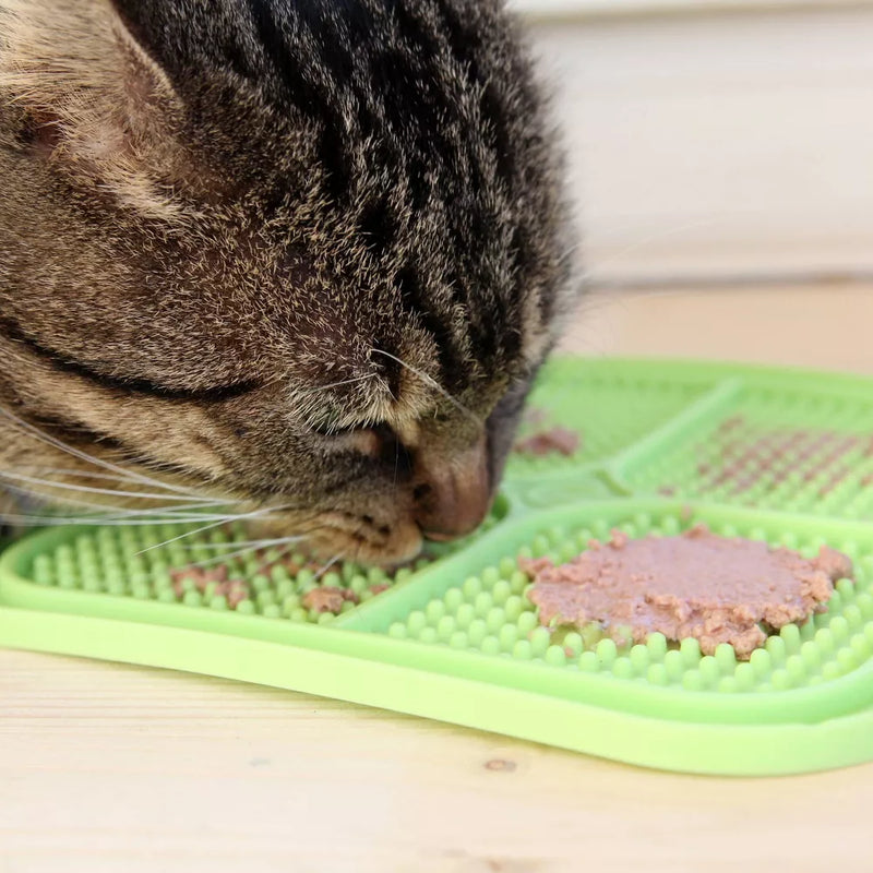 Pet Zone Cat Boredom Busterz Relax Licking Mat, Green Pet Zone